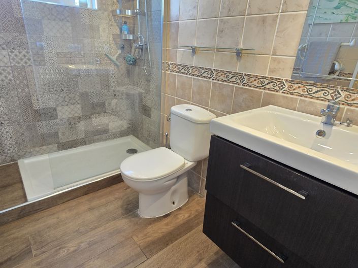 Image No.30-3 Bed Villa for sale