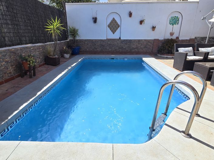 Image No.4-3 Bed Villa for sale