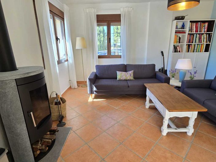 Image No.28-3 Bed Villa for sale