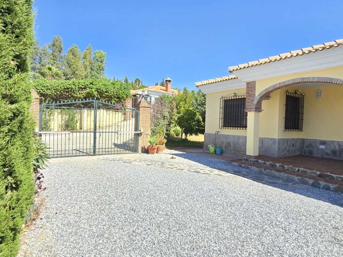 Image No.42-3 Bed Villa for sale