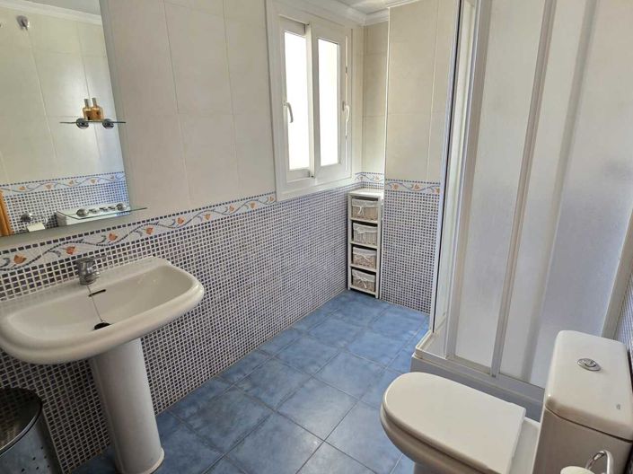 Image No.18-2 Bed Apartment for sale