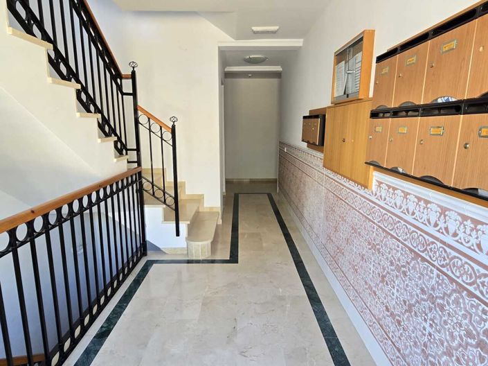 Image No.28-2 Bed Apartment for sale