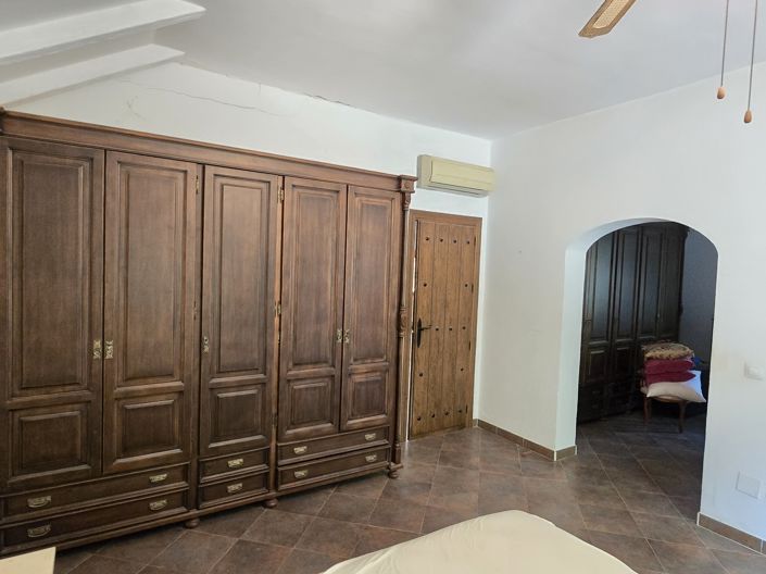 Image No.22-5 Bed Villa for sale