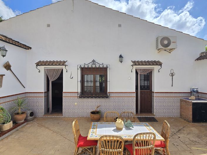 Image No.26-5 Bed Villa for sale