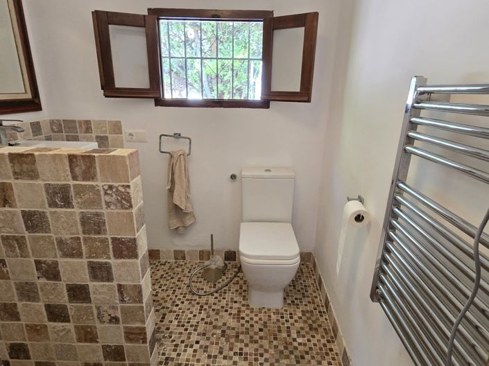 Image No.40-5 Bed Villa for sale