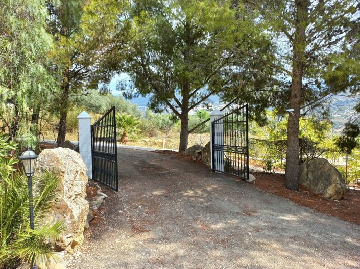 Image No.48-3 Bed Villa for sale