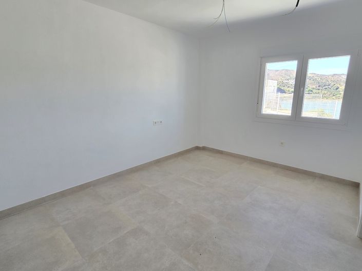 Image No.21-5 Bed Villa for sale