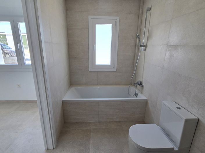 Image No.23-5 Bed Villa for sale