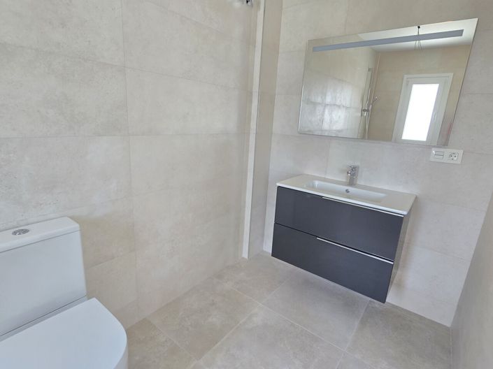 Image No.24-5 Bed Villa for sale
