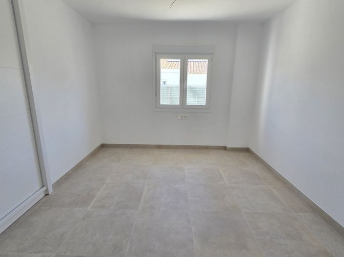 Image No.26-5 Bed Villa for sale
