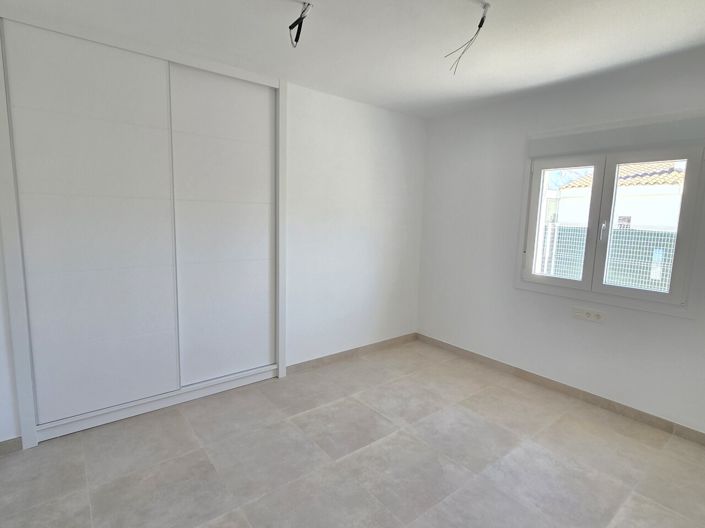 Image No.27-5 Bed Villa for sale