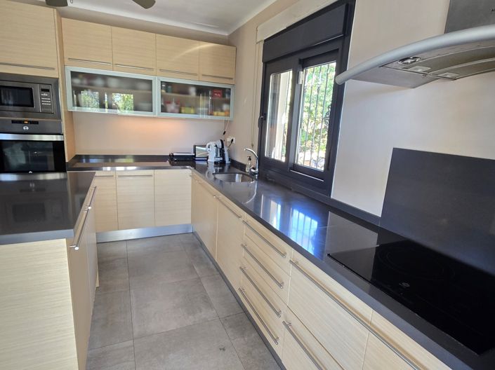 Image No.17-3 Bed Villa for sale
