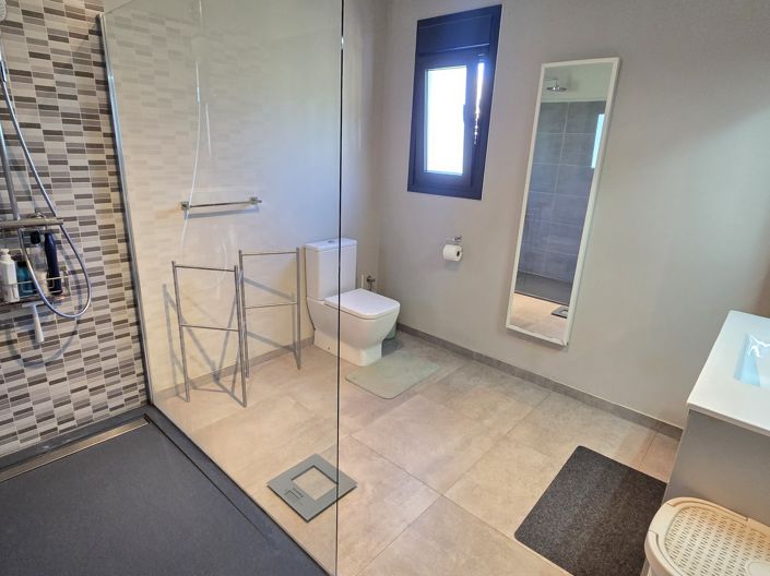 Image No.21-3 Bed Villa for sale