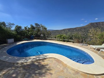 1475-villa-for-sale-in-alcaucin-55529-large