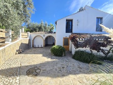 1479-villa-for-sale-in-banos-de-vilo-periana-