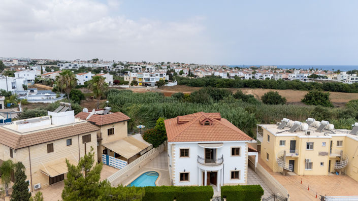 Image No.33-Villa de 4 chambres à vendre à Ayia Triada