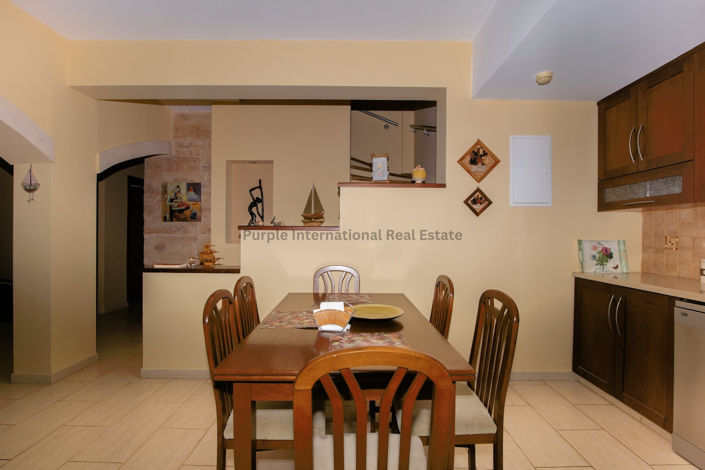 Image No.10-5 Bed Villa for sale