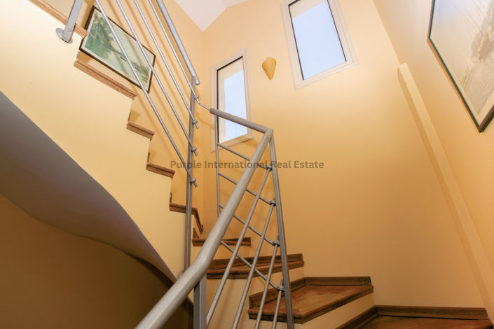 Image No.19-5 Bed Villa for sale