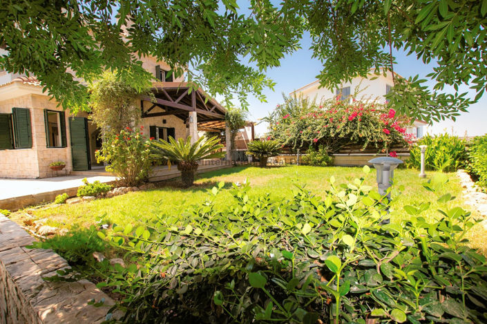 Image No.34-5 Bed Villa for sale