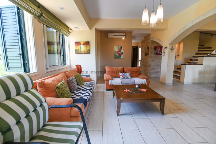 Image No.6-5 Bed Villa for sale