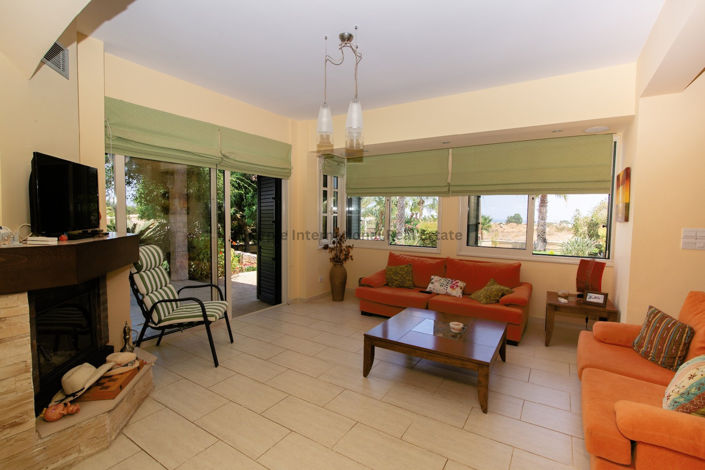 Image No.8-5 Bed Villa for sale