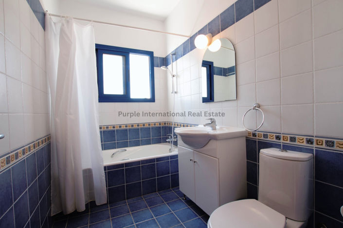 Image No.28-5 Bed Villa for sale