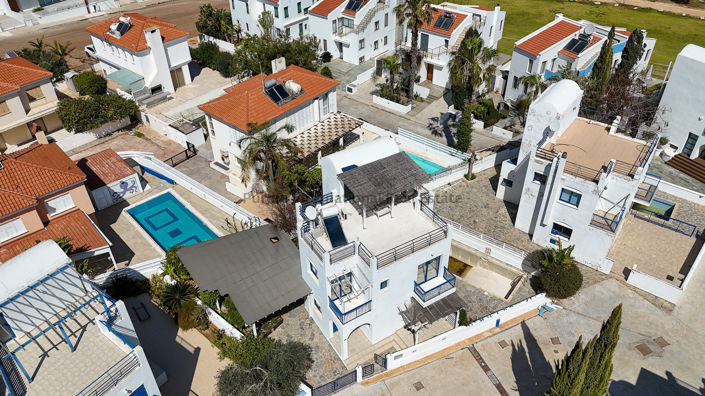 Image No.36-Villa de 5 chambres à vendre à Ayia Triada