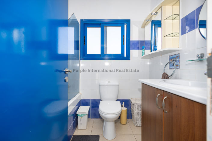 Image No.19-3 Bed Villa for sale