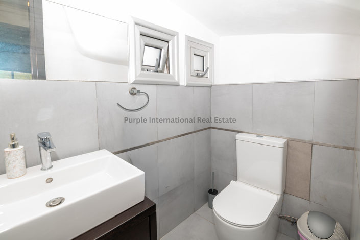 Image No.10-Villa de 5 chambres à vendre à Protaras