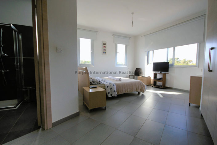 Image No.11-5 Bed Villa for sale