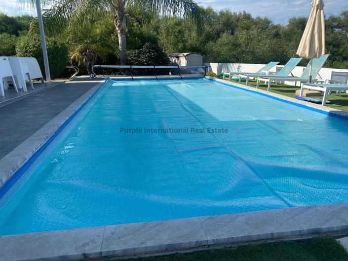 Image No.29-5 Bed Villa for sale