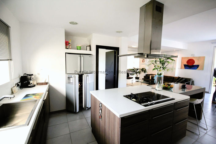 Image No.3-5 Bed Villa for sale