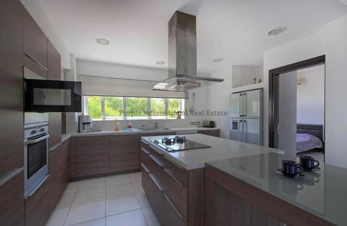 Image No.5-5 Bed Villa for sale