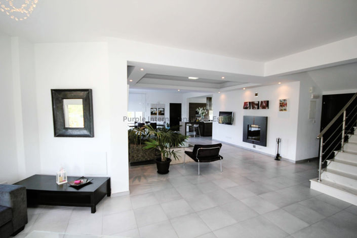 Image No.7-5 Bed Villa for sale