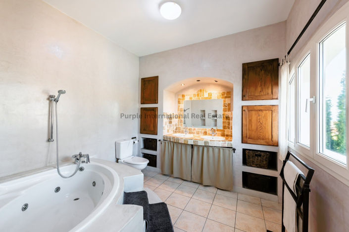 Image No.37-Villa de 5 chambres à vendre à Protaras