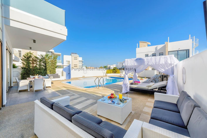 Image No.7-Villa de 6 chambres à vendre à Protaras