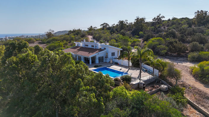 Image No.12-6 Bed Villa for sale