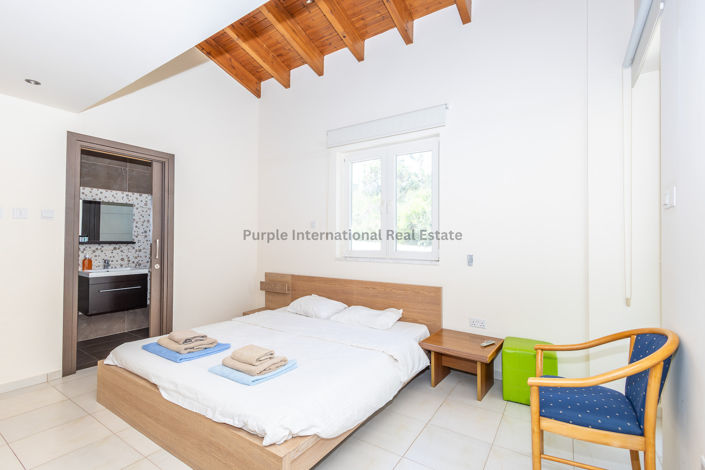 Image No.18-6 Bed Villa for sale