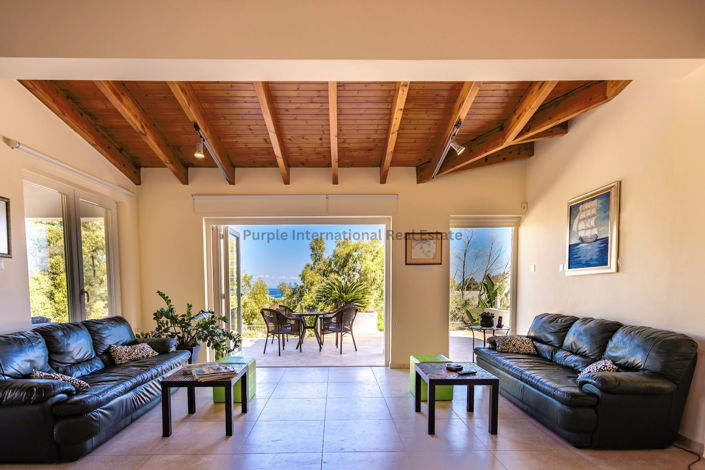 Image No.2-Villa de 6 chambres à vendre à Protaras