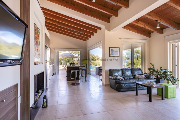 Image No.4-Villa de 6 chambres à vendre à Protaras