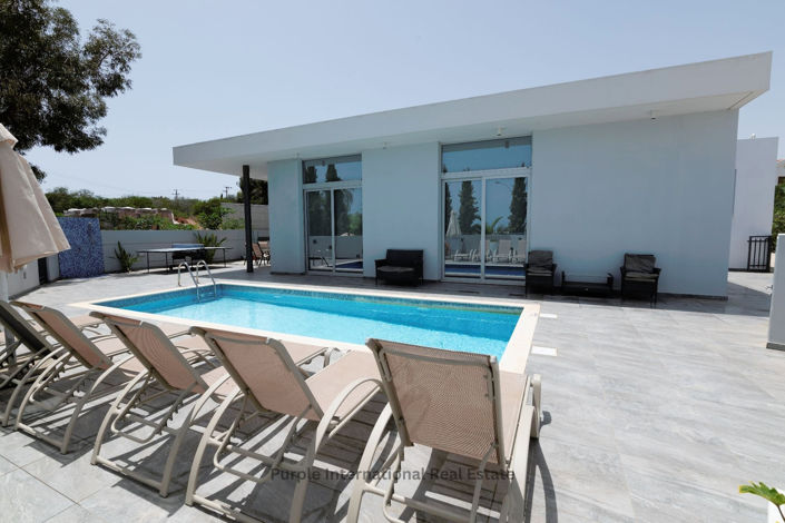 Image No.1-Villa de 4 chambres à vendre à Protaras