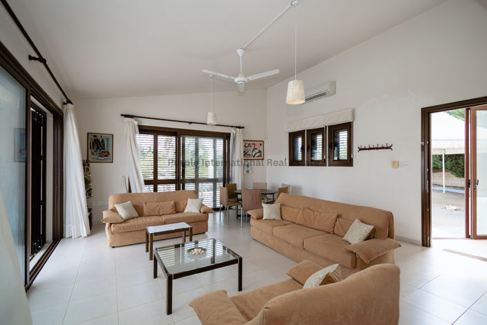 Image No.7-4 Bed Villa for sale