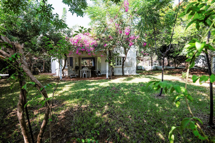 Image No.5-3 Bed Villa for sale