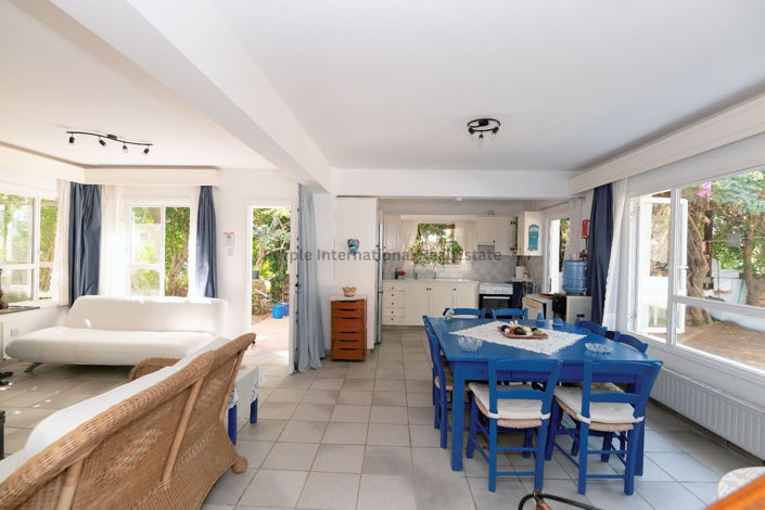 Image No.8-3 Bed Villa for sale