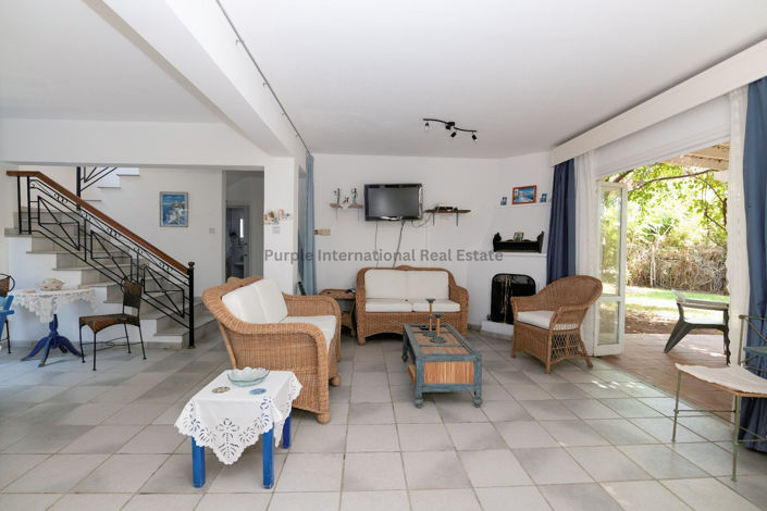 Image No.9-3 Bed Villa for sale