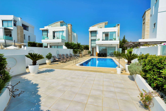 Image No.40-5 Bed Villa for sale