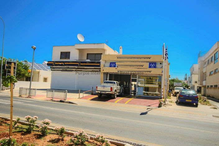 Image No.1-Commercial à vendre à Paralimni