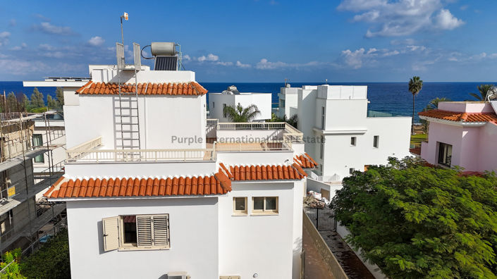 Image No.1-3 Bed Villa for sale