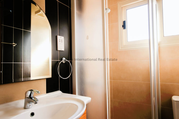 Image No.15-3 Bed Villa for sale