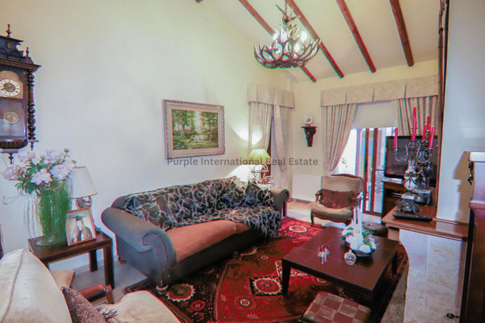 Image No.17-Villa de 5 chambres à vendre à Paralimni